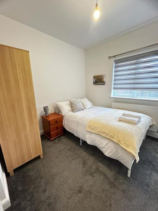Lovely 5Br Home In Manchester. Close To The City Kültér fotó