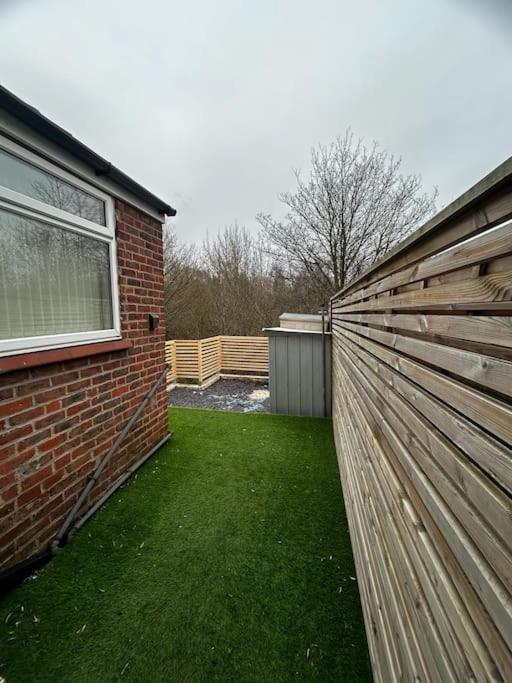 Lovely 5Br Home In Manchester. Close To The City Kültér fotó